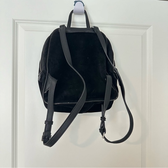 Guess Backpack - Picture 3 of 5